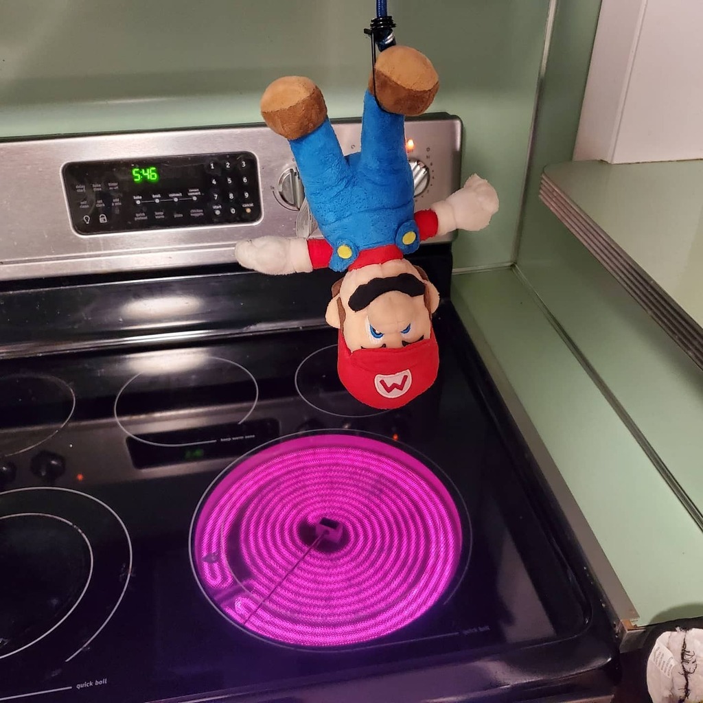 Master0fHyrule's tweet photo. I took Mario out today for some silly photos but he got muddy so I gave him a bath and now I'm air drying him...
.
#Mario #Nintendo #SuperMario #NintendoMemes #VideoGames #Gaming #NintendoFan #NintendoCollection #NintendoMerch #NintendoLife #Plushie https://t.co/zRmGgHtqfz https://t.co/2nxXnmP08u