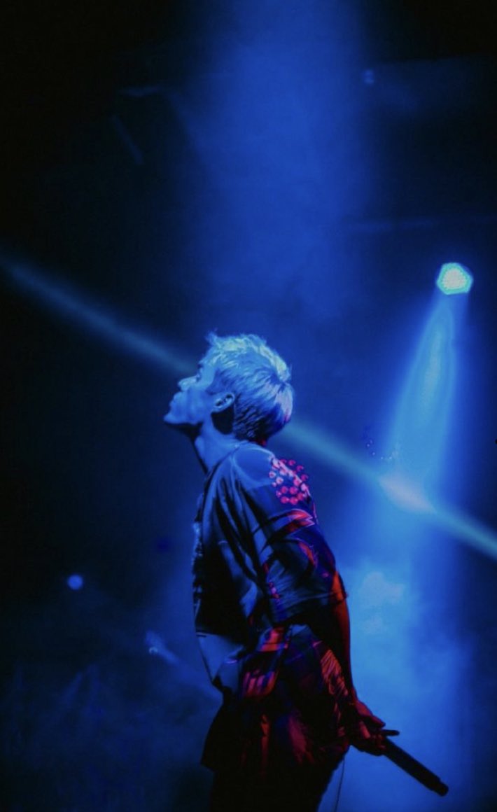 pictures of awsten that should be illegala thread