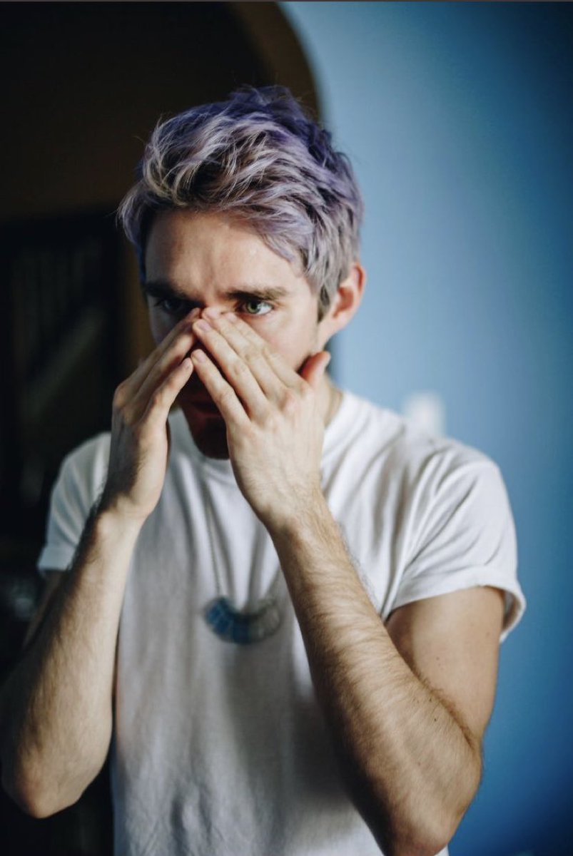 pictures of awsten that should be illegala thread