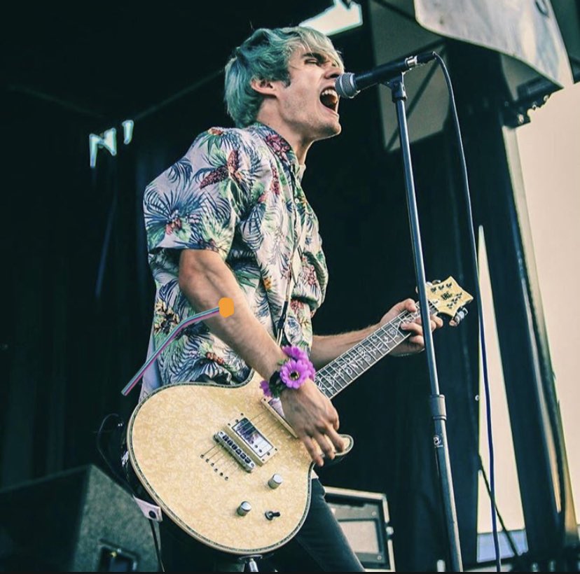 pictures of awsten that should be illegala thread