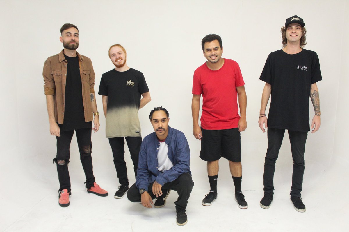 bandaStupid's tweet photo. 💥 ESTAMOS NA FINAL 💥

Pela terceira vez somos finalistas do festival de rock de Indaiatuba 🔥

Nesse ano o festival é online! +info em breve 🐦
.
.
.
📸 por belavary https://t.co/a39IFQJp3p