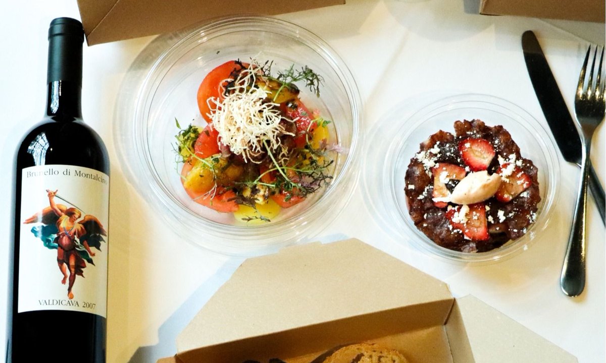 verityonqueen's tweet photo. #VerityMembers you can finally bring the taste of @georgeonqueen home with GEORGE-TO-GO, our new fine dining takeaway experience. Pre-order by midnight tonight for pick up this week and don't forget to add a bottle of wine! #GEORGEToGo https://t.co/xLzUq4w3Px https://t.co/IBoiTNNyuI