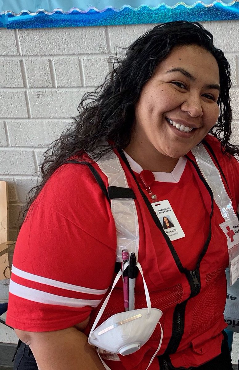 RedCrossLA's tweet photo. Red Crosser Yesenia Miranda Meza did not know the impact she would have, as she comforted Betsey, a woman forced to evacuate her home during the #GettyFire in late October 2019. https://t.co/YmZrt1jSwL