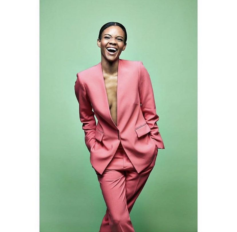 hoolia182's tweet photo. @RealCandaceO The way you’re speaking about this topic and attacking someone could lead people to believe that you’re a “toxic female”. I would pause and really think about this. Also, this you? Bc according to your logic you need to throw out your suits miss. https://t.co/pq5vfyEfLD