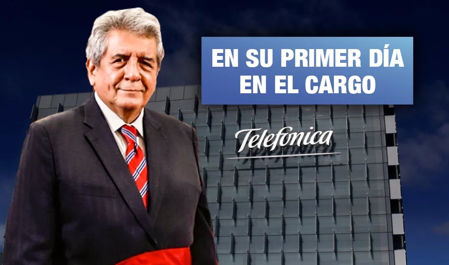 WaykaPeru's tweet photo. #ATENCIÓN📢 | El mismo día de su juramentación, Augusto Valqui, ministro de facto del @MTC_GobPeru, entregó concesión por 20 años a empresa de Telefónica.

➡️https://t.co/TeKz8jqxuM https://t.co/5VbJjyb0Yd