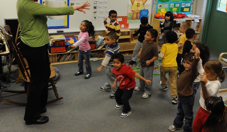 AnytimeDrama's tweet photo. Tired of your kids learning from home? Use this curriculum to teach individuals or groups virtually, have fun while learning! Drama class and so much more for the seasons...on sale now at https://t.co/hw0N0HeBOK https://t.co/7af10QmT98