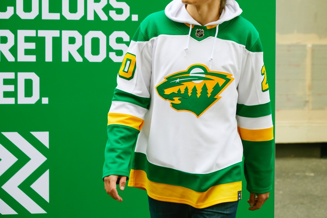 mnwild's tweet photo. wait a minute... https://t.co/YwvqRniPYZ