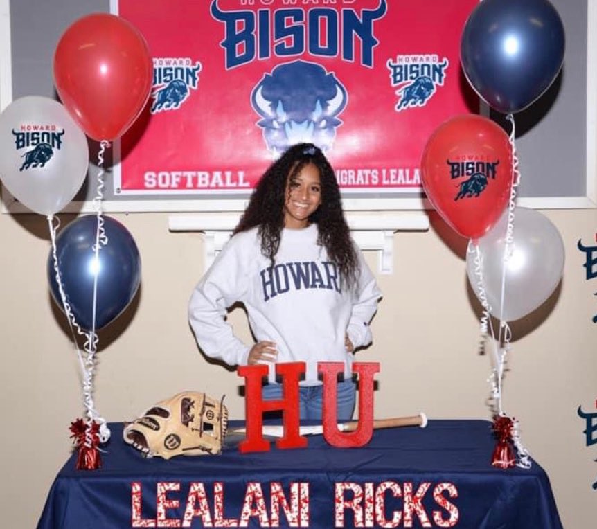 Congrats to Lealani Ricks (Explosion Hagberg/Flores) on signing her NLI <a href="/howardusoftball/">Howard Softball</a> ! We are so proud! <a href="/lealani03/">Lealani</a>  @flosoftball <a href="/explosionflores/">Coach Bobby Flores</a> <a href="/Los_Stuff/">Carlos Arias</a> <a href="/ExtraInningSB/">EXTRA INNING SOFTBALL</a> #NLI #BISONS <a href="/ToriTyson/">Tori Tyson</a>
