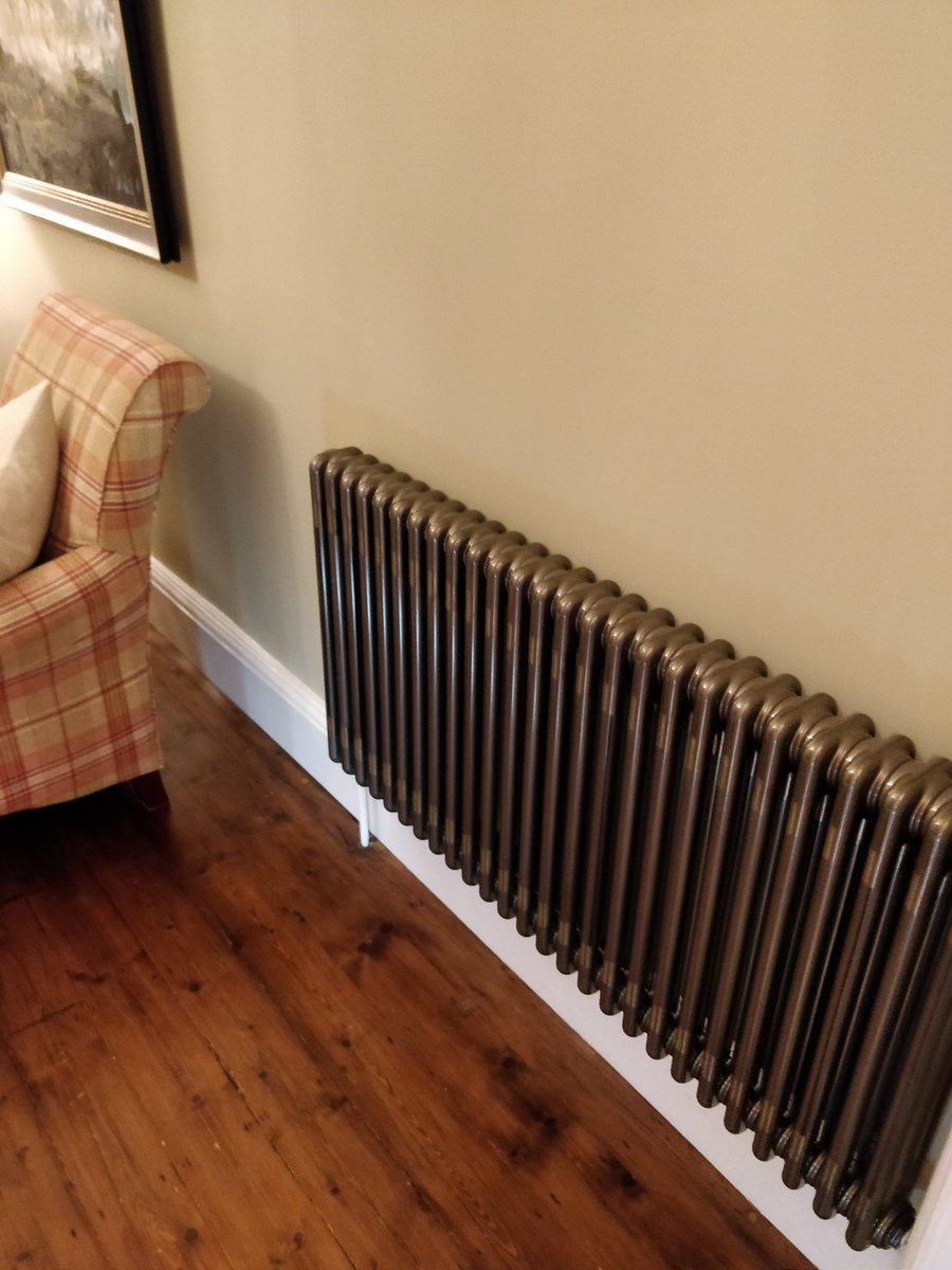 WBPlumbing's tweet photo. Just fitting a lovely new radiator courtesy of @WillbondWBPC  #traditionalrad #metalfinish https://t.co/caesJUMTbp