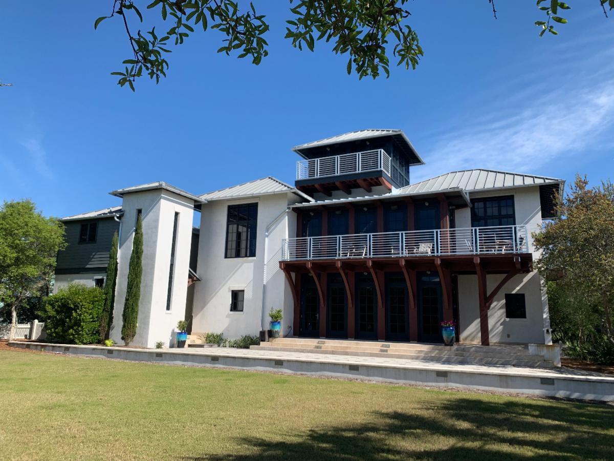 Carillon Beach tweet media