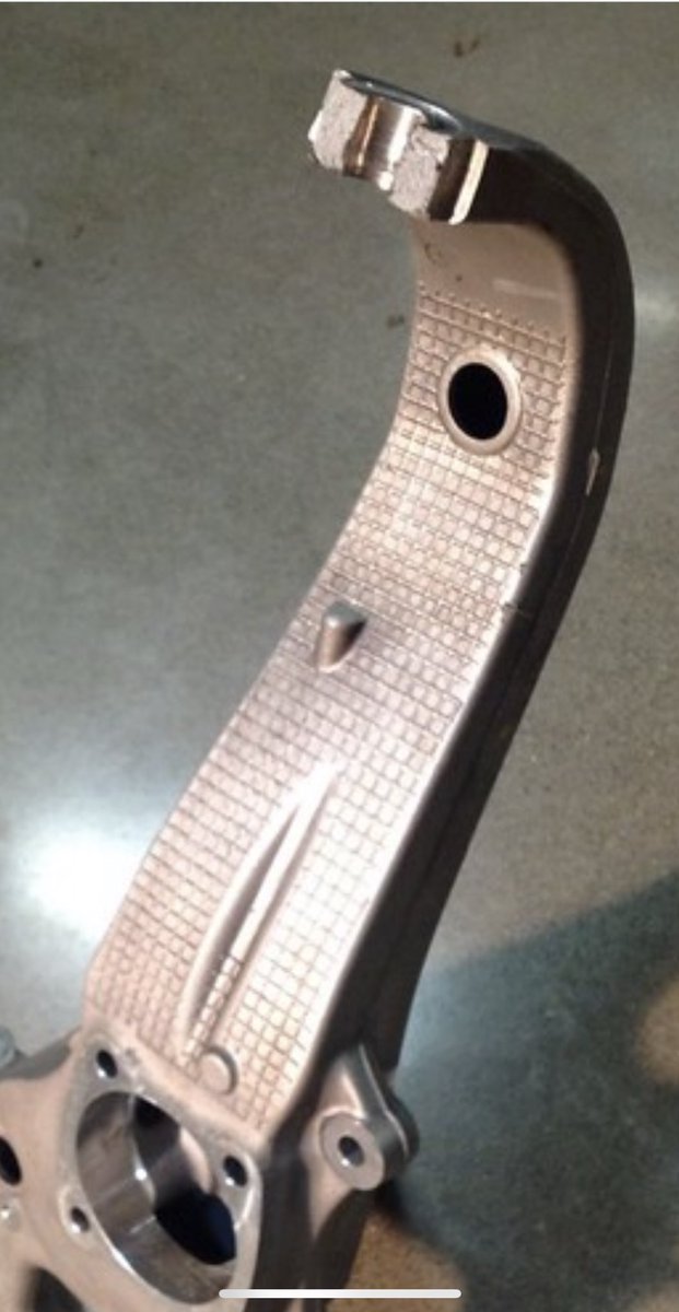 tweetmyinbox's tweet photo. @u6239 For more pictures of Tesla suspension failures, please visit now Twitter banned $TSLAQ whompy wheel legend Keef Wivaneff’s extensive album: https://t.co/cqLAk2DrPH CC: @NHTSArecalls @Presserom @okokrim https://t.co/QbPwljiIWe