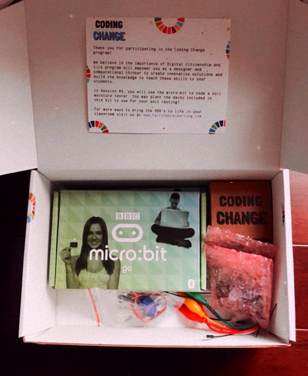MelissaSeco's tweet image. Look what came in the mail today - my #CodingChange kit! #OntMathCoding Thank you @FCLEdu @takingitglobal @CanCodeToLearn ➡️⬅️⬆️⬇️↪️↩️