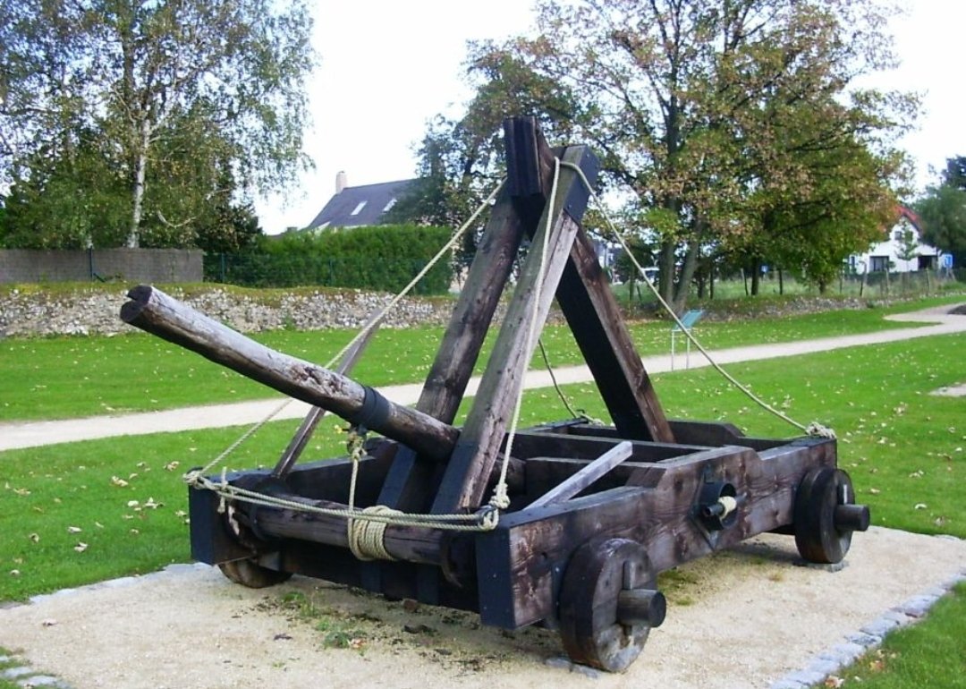 nl_maan's tweet image. Ik heb deze nog staan en een zak biologische broodjes van de vorige burgeroorlog.  Als het maar niet gaat regenen.  #zompig