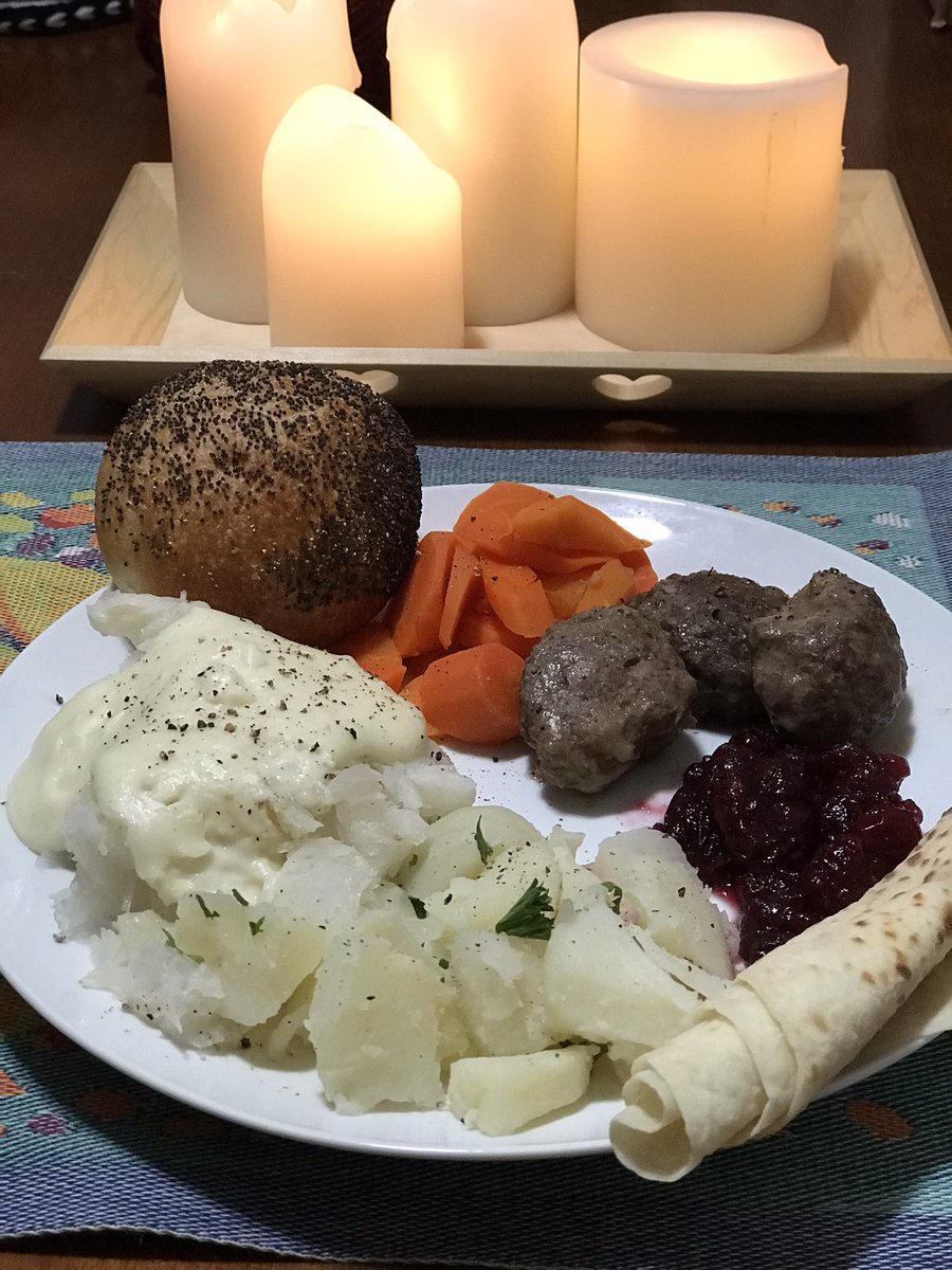 aknorsk's tweet image. Our Take Out Lutefisk Dinner was a big hit! #lutefisk #lefse #meatballs #sonsofnorway