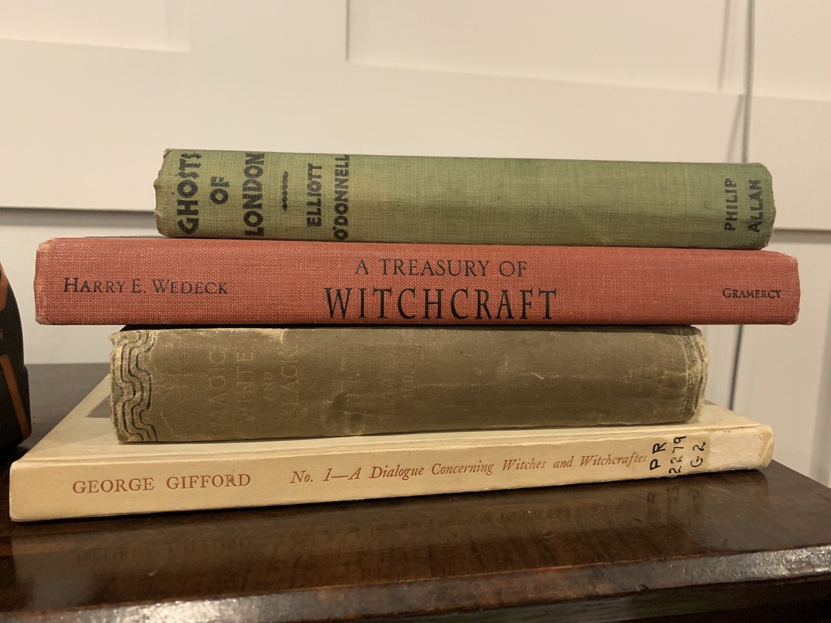 WickedVintageUK's tweet photo. Another bunch of #RareOccultBooks in store today! #GhostsOfLondon #ADialogueConcerningWitchesAndWitchcraft #ATreasuryOfWitchcraft #MagicWhiteAndBlack #OccultSeries 🖤🖤 https://t.co/55PgCpL24e