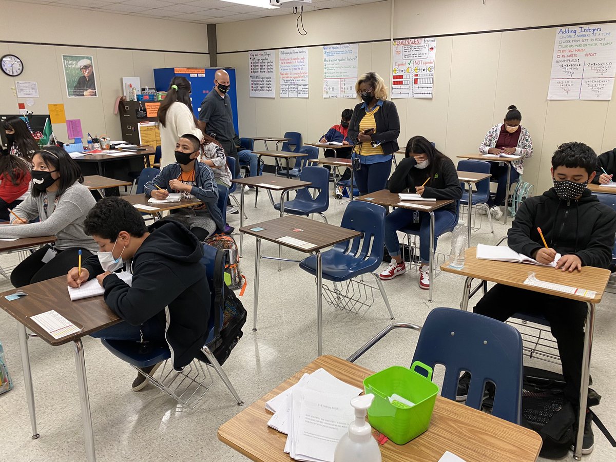 lmamerson's tweet photo. Kids were busy learning at @HoffmanMS_AISD! Found cool math sentence starters in Mr. Henryβs classroom! @AggieAdmin92 @KatyRoede https://t.co/8I6YVGs7h3