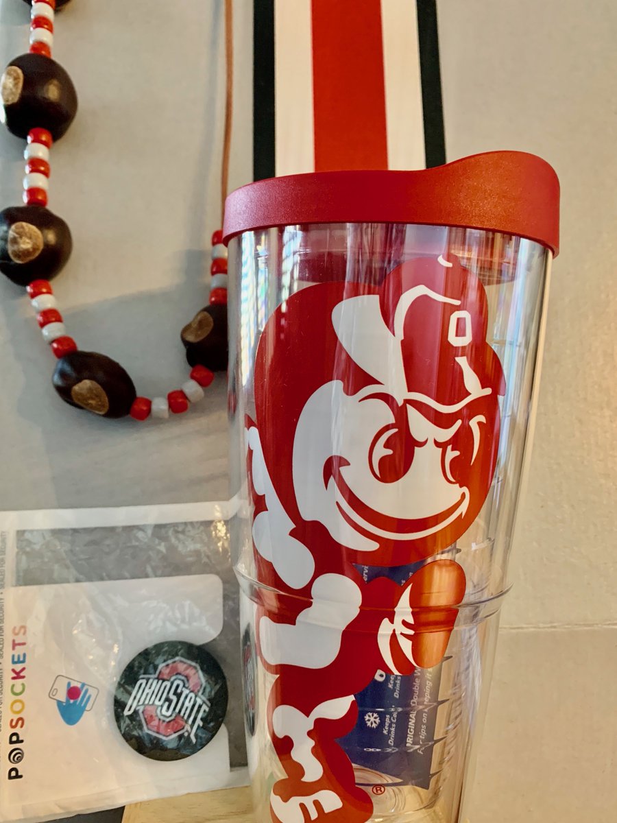 Brutus_Buckeye's tweet photo. 🗣️📢MASCOT MONDAY

Retweet for a chance to win a 🌰 tumbler, popsocket &amp; necklace! 1️⃣ winner announced at 4 pm ET

#GoBuckeyes | @SugardaleFoods https://t.co/XvoHxWMwwt