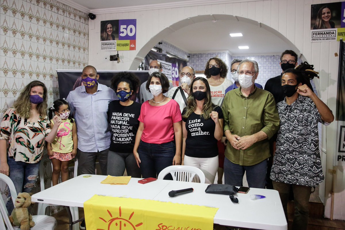 ManuelaDavila's tweet photo. Me alegra o apoio do Psol no primeiro dia deste segundo turno. Somos uma esquerda diferente, mas com muitas pautas em comum. Mais do que isso, somos a alternativa (+)
📸 Danilo Christidis https://t.co/BbPNKlgUT6