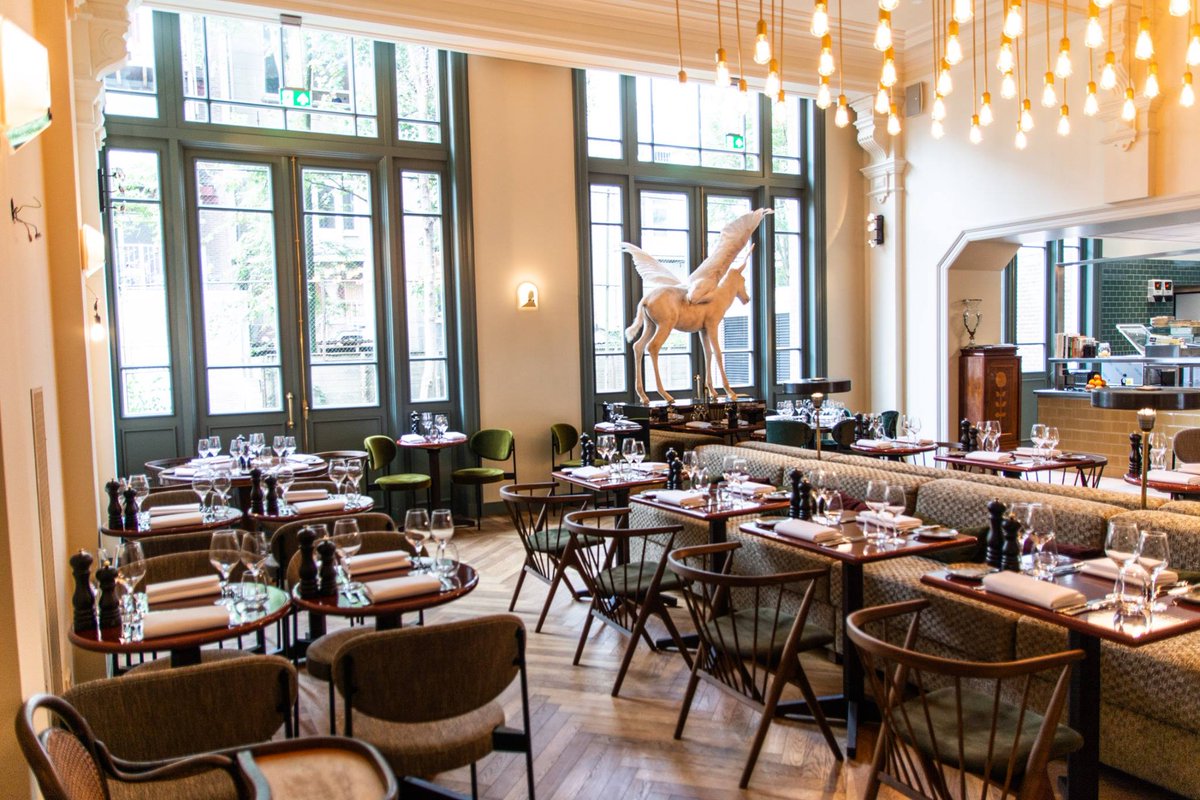 Shortwalkme's tweet photo. Great rendezvous place with just that little bit of extra glamor for those Autumn evenings...

By Café Ons Huis
#amsetrdam #restaurant https://t.co/pZGQ4oKr1f