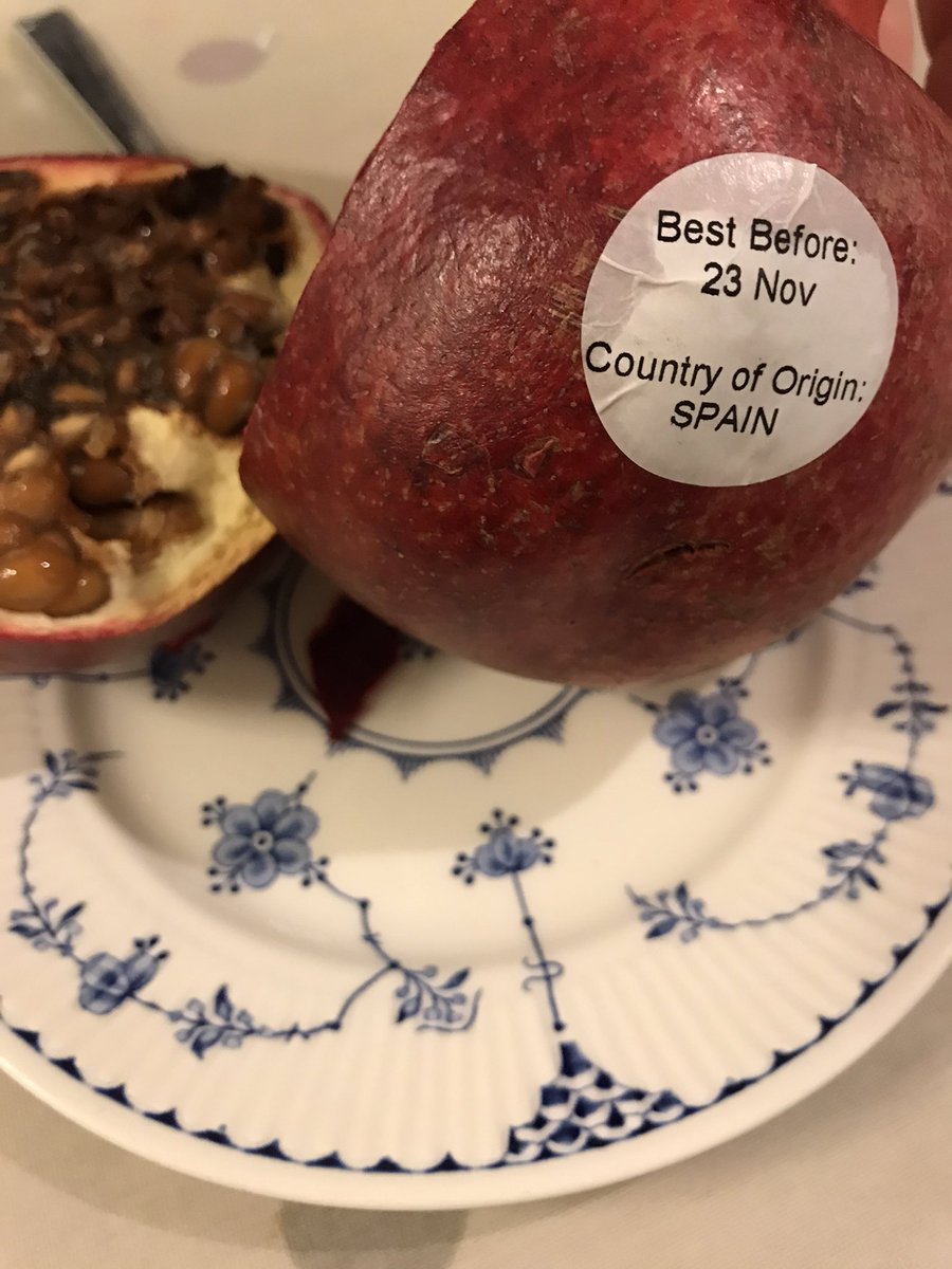 CEJBroderick's tweet photo. Hi @AldiUK - bought a pomegranate from you today and this is what it was like inside. Despite being well in date. It’s really, really horrible. https://t.co/jataI6uWJE