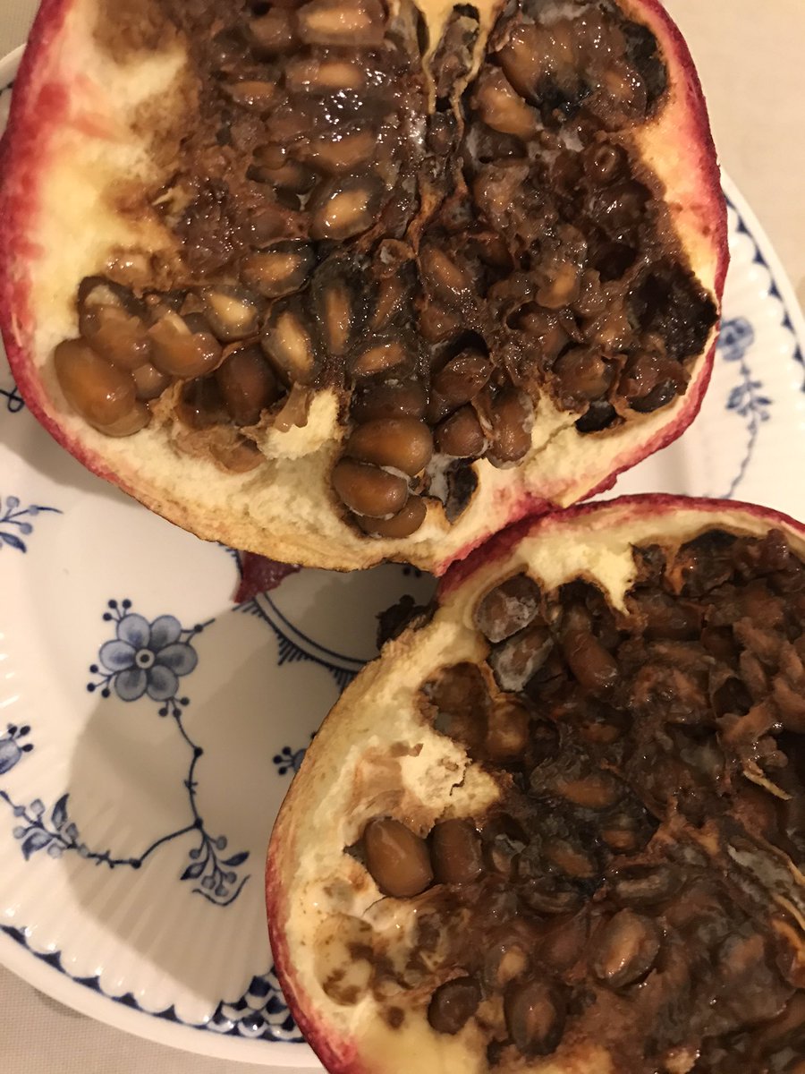 CEJBroderick's tweet photo. Hi @AldiUK - bought a pomegranate from you today and this is what it was like inside. Despite being well in date. It’s really, really horrible. https://t.co/jataI6uWJE