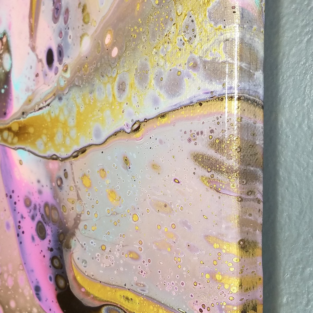 PinkTurtleArt's tweet photo. Confetti Cupcake Acrylic Pour Painting

https://t.co/2Ul6kwsi3P 

#acrylicpourart #wallart #walldecor #fluidpourpainting #abstractart #interiordesigns #giftsforteens #uniquegifts #giftsforher #contemporaryart #homedecor #giftsforgirls #confetti #artforkids #birthday #girlsroom https://t.co/2vNqoPlhq1