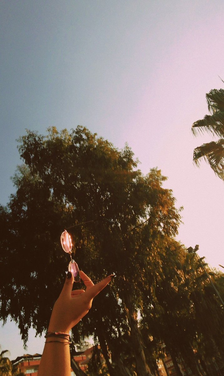 Pozcu sahili, seni özlemek istiyorum. Lütfen bırak beni.