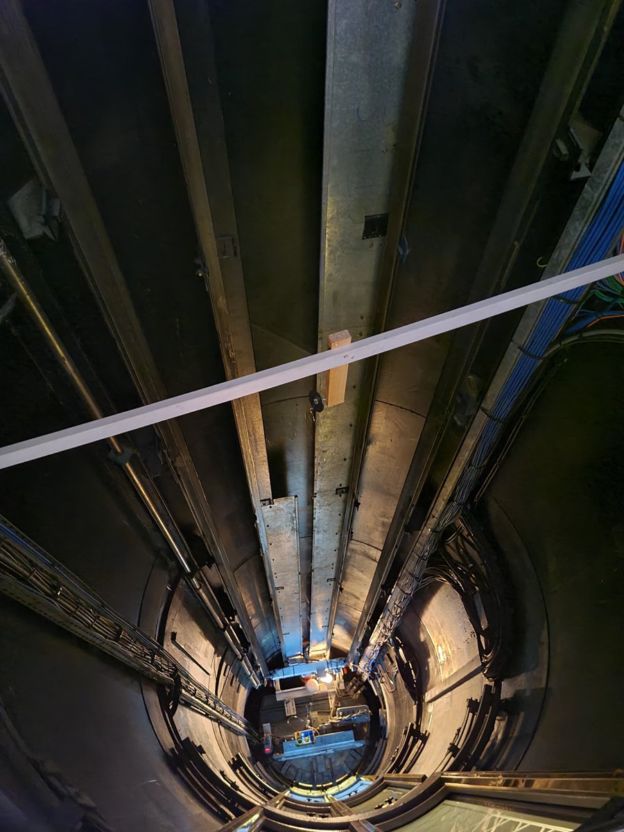 murrayandassoc's tweet photo. Today we are performing an incline test @Rybovich  for the 70m M/Y Freedom, built by @benettiyachts The weights, 18,000lbs provided by @americanweightrental, are being positioned and the pendulum setup to begin the experiment. #navalarchitect #marineengineer #yachtdesign #refit https://t.co/n2QXs8AuDd