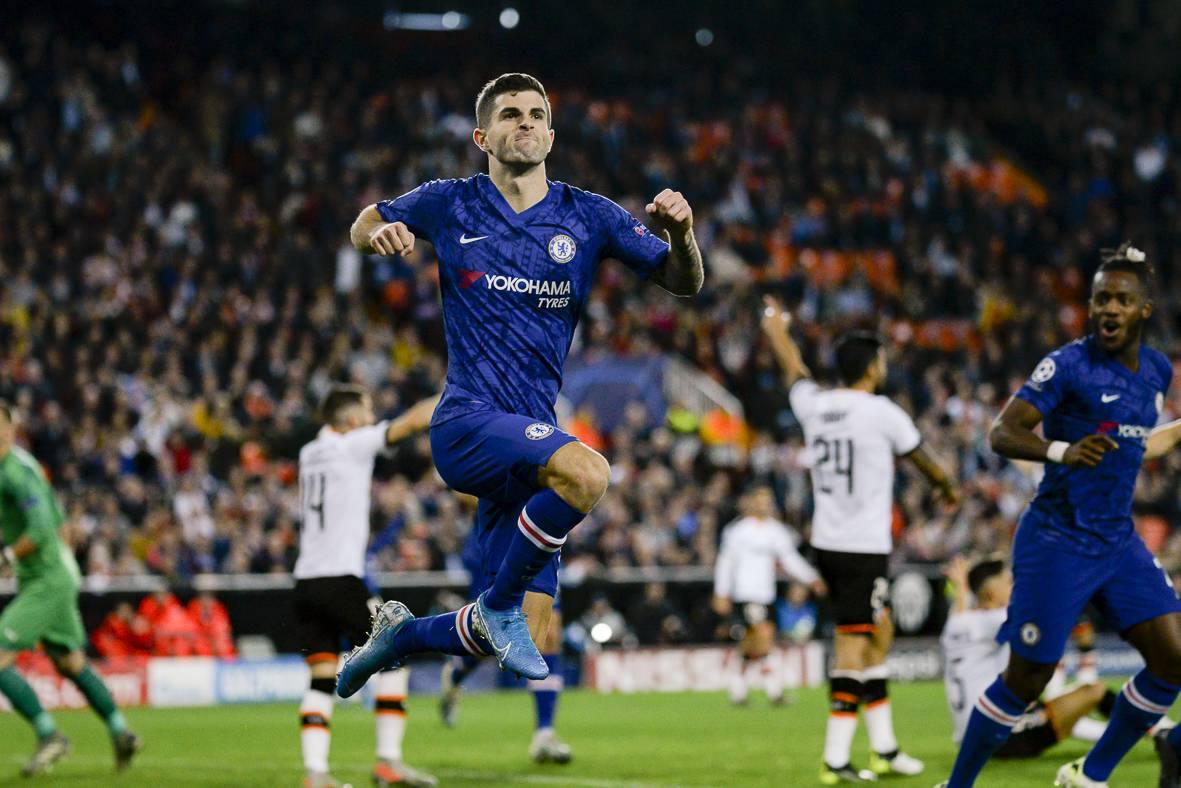 Christian Pulisic. Chelsea, 22 ans, AG // 34 sélections. Déjà un habitué de la sélection, il a plusieurs fois hérité du brassard de capitaine. Là depuis 2016, il incarne cette nouvelle génération qui brille en Europe. Transféré de Dortmund à Chelsea pour 64M€ en 2019.