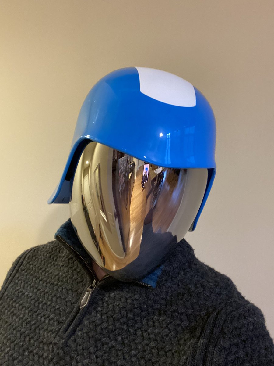 TheFullForce's tweet image. 🐍 This GameStop Cobra Commander helmet is AMAZING!! 🐍

The chrome faceplate is one way glass and it’s so comfortable with the padding inside!! So much cooler in hand....or on head, I should say!!