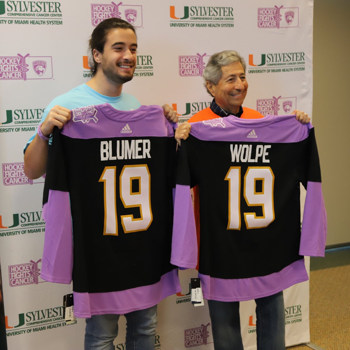 FlaPanthers's tweet photo. Remembering last year's #HockeyFightsCancer night at @thebbtcenter. Who do you fight for? 💜 https://t.co/971zZrCi8r