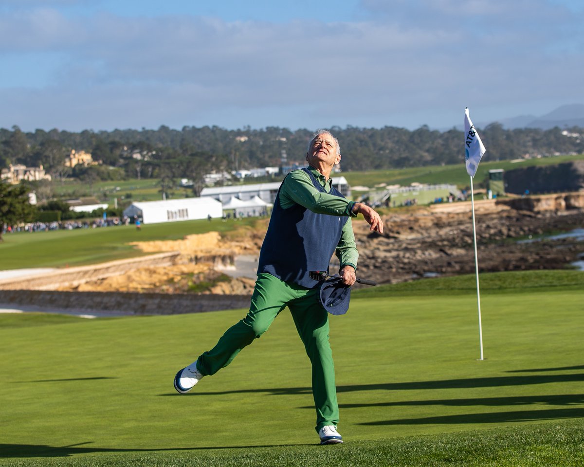Throwing caution—and golf balls—to the wind. Monday Murray Moments all around. [📸 Michael Weinstein] #WilliamMurray #ZFG #BillMurray #PebbleBeach