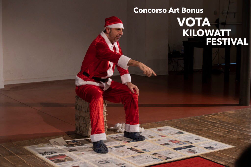 “Il 24/12 il governo italiano mi ha rilasciato una speciale autocertificazione per venire in tutte le vostre case.Mi raccomando però,voi fate i bravi e votate #KilowattFestival al #ConcorsoArtBonus!” Firmato #babbonatale concorsoartbonus.it/edizione2020/p… premi 👍 #artbonus #performingarts