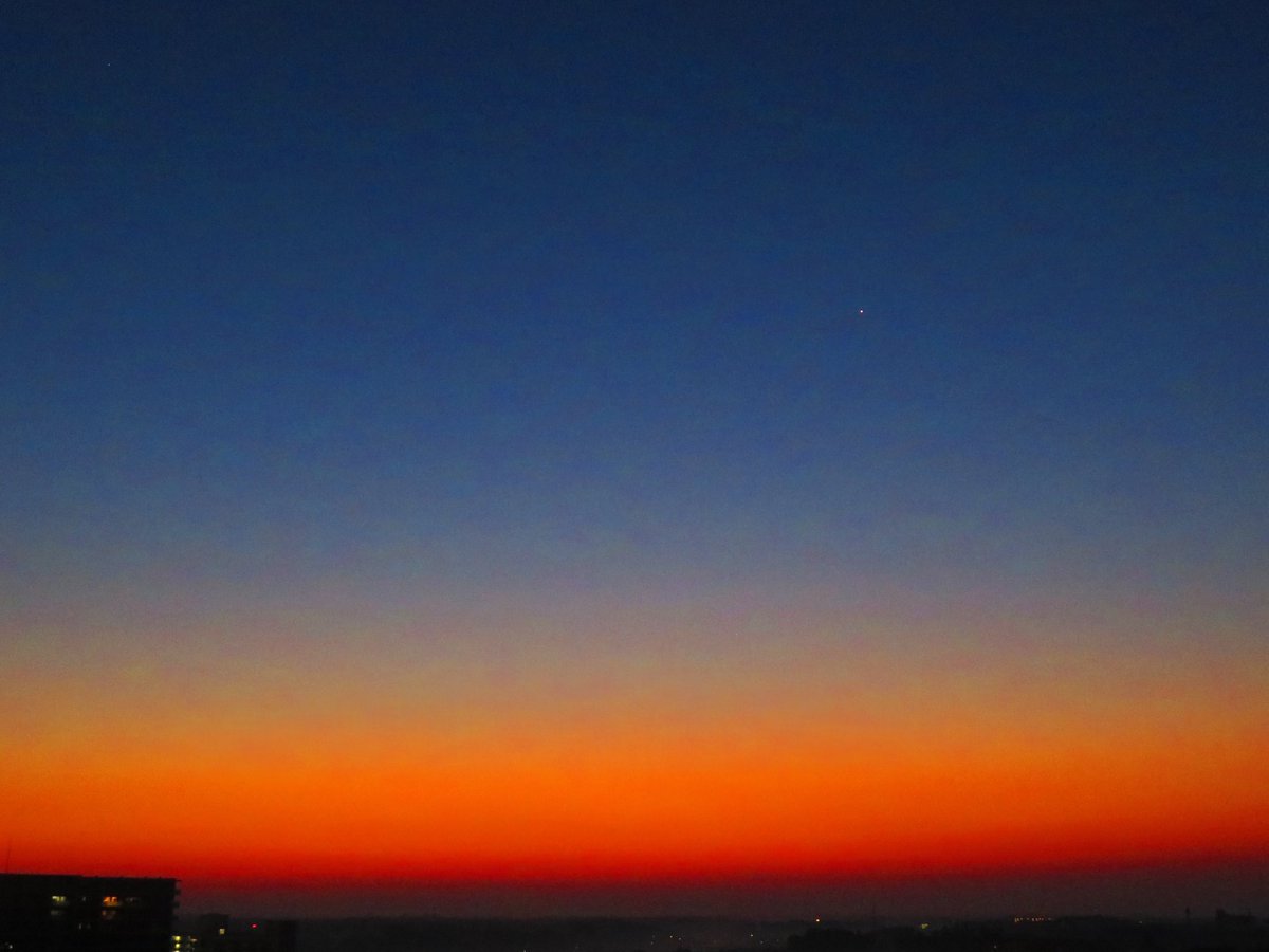 荒木健太郎 朝焼けグラデーション