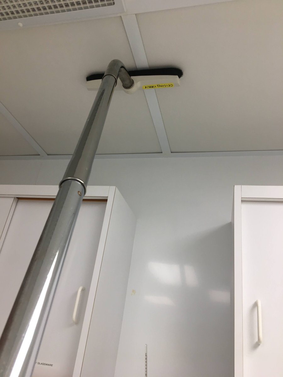 What did I do this weekend? Oh just spent a couple hours vacuuming the ceiling... ;P
#cleanlab #lablife #isotopegeochemistry