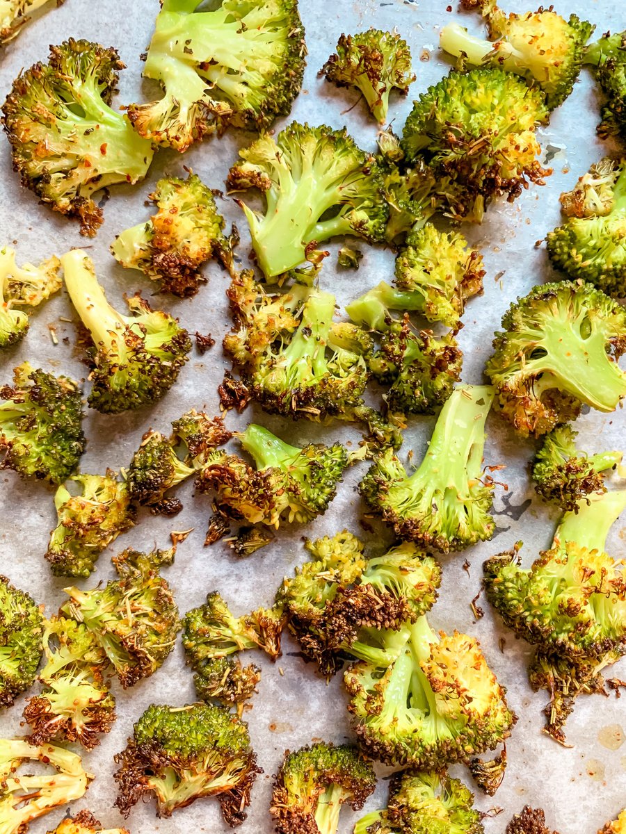 cofooders's tweet photo. #Recette via ⁦@FFourchettes⁩ Brocolis rôtis au four 👉https://t.co/AzLZmKJogJ #brocoli #legume #cuisine #repas #yummy #food #bon #plat #faitmaison https://t.co/EvKOLkzYpG