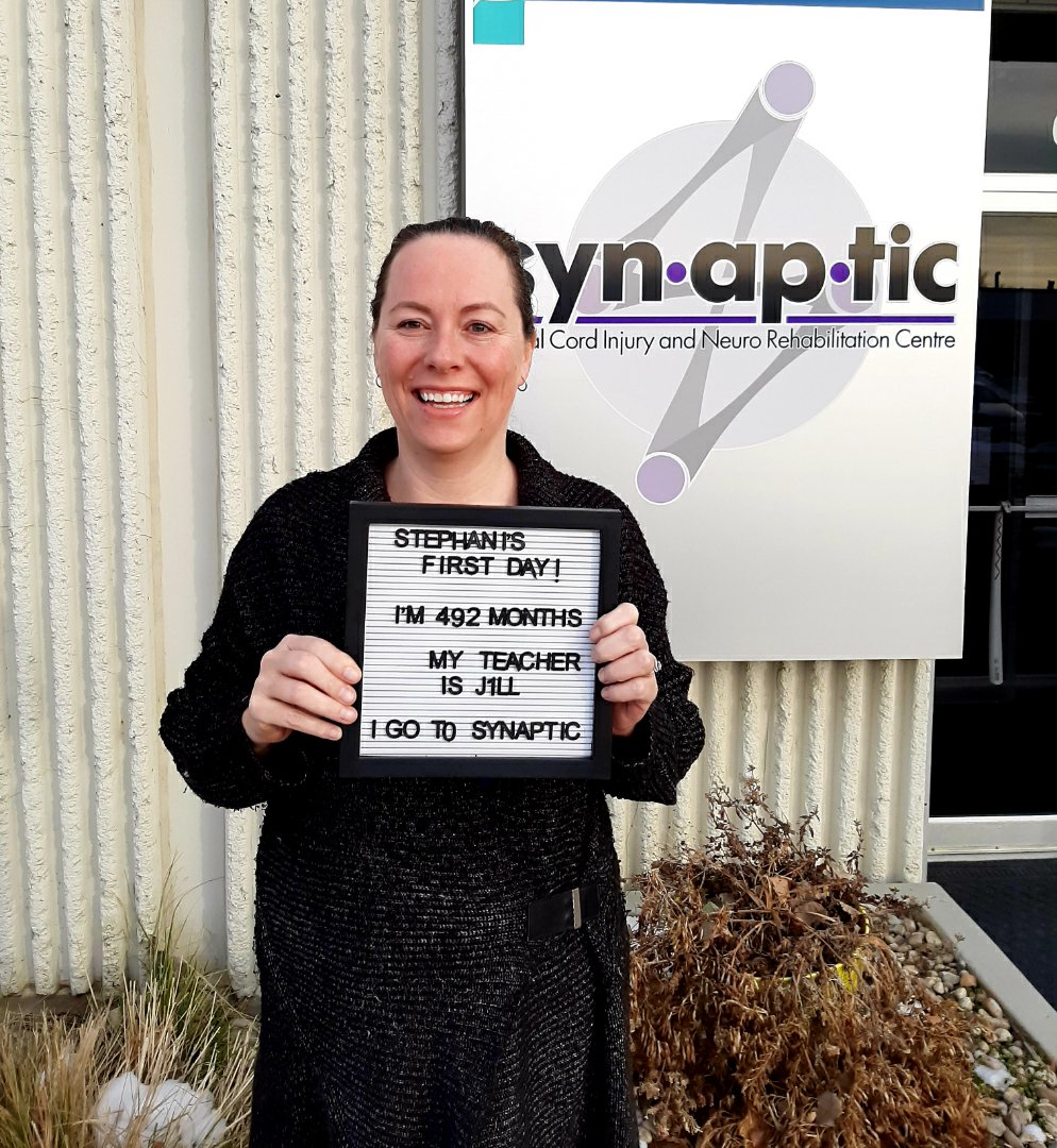 Doore77's tweet photo. It's an exciting day for @stephanilaing to be starting her #PoNS device training &amp; rehab sessions for her #MS. Day 1 @synaptichealth &amp; their #ActsofGreatness to get her back to a better normal. @MSSocietyCanada #EndMS #PoNSforMS #SuckitMS! https://t.co/K3vusVre9V