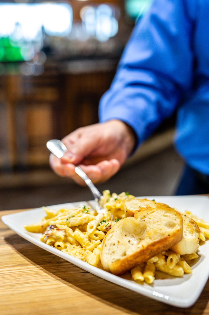 CamdenontheLake's tweet photo. Are you hungry yet?π΄Thanksgiving is going to look different for many families this year, and we have a delicious solution that can make your day easier! Check out the yummy menu @HToads has on deckπ
https://t.co/NVqap1yzPb
#happyholidays #givethanks #htoads #lakeoftheozarks https://t.co/XaydzbX6mL