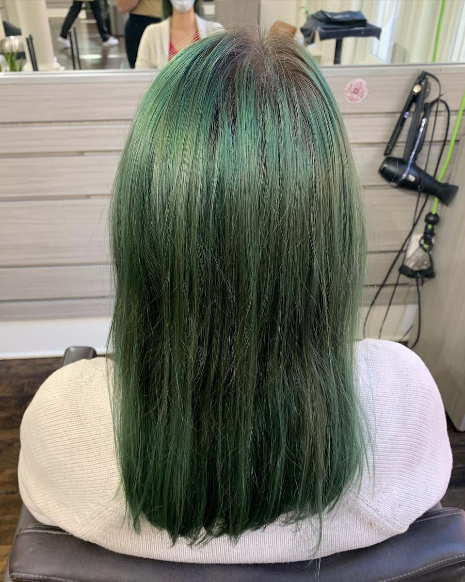Amkemp92's tweet photo. MAJOR COLOR CORRECITON. #MKEHAIR #MILWAUKEEHAIR https://t.co/LutwOC9DND