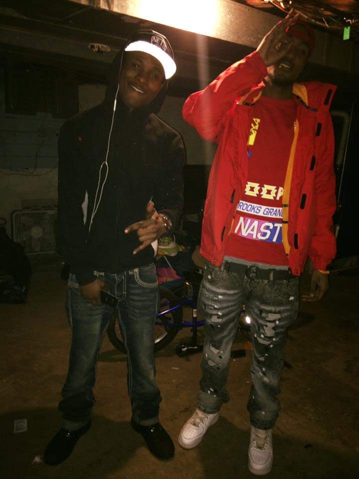 OGSlattt's tweet photo. Fuck how you feel fr, my bestfriend he killed, we was in that field fr 😇🙏🏾 #LLT #1090 #SandboxDays https://t.co/xmb4OZOgbs