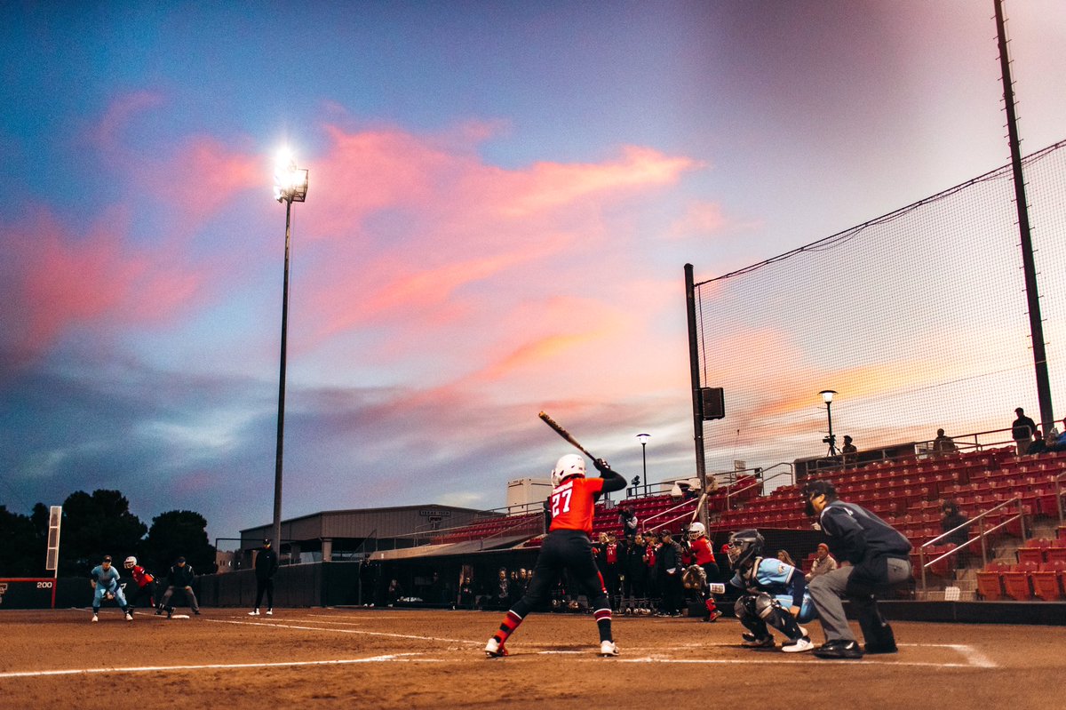 NCAASoftball's tweet photo. Softball is the most beautiful game out there. @ us if you think otherwise ⤵️😏

#NCAASoftball | 📸 @TexasTechSB https://t.co/xxWUiXKRqr