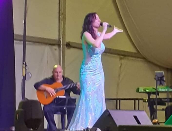 IsabelClub's tweet photo. Feliz día del flamenco desde el club de fans de nuestra @IsabelMGJ https://t.co/JnuLxYXlV0
