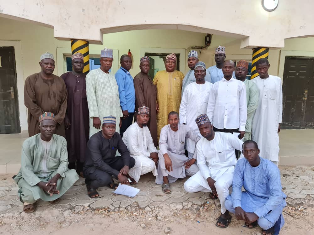 YobeRoad's tweet photo. YOROTA and Association of Tricycles Riders chart a way forward 

The Association of Tricycles Riders in Damaturu visit the office of the General Manager, YOROTA, Alhaji Bature Goniri,in Damaturu, today.
The visit which was based on the invitation of General Manager, YOROTA. https://t.co/WjKBTWN5sj