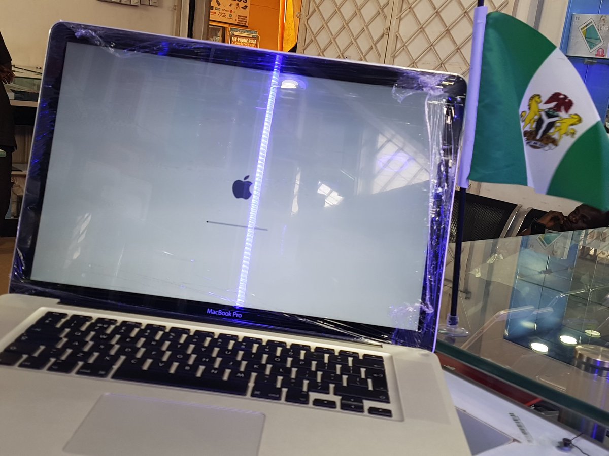Abdose01's tweet photo. Macbook pro 2013 15inch,
500 HDD,4GB full option
Asking price 165k
Macbook Air 2017 13.3 inch,
250 SSD,4 GB RAM full option 
Asking price 350k
☎️07064228024..
Location:Kaduna nigeria
HmH plaza shop A9 ground floor 
#hustle https://t.co/Qqn8vrI39I