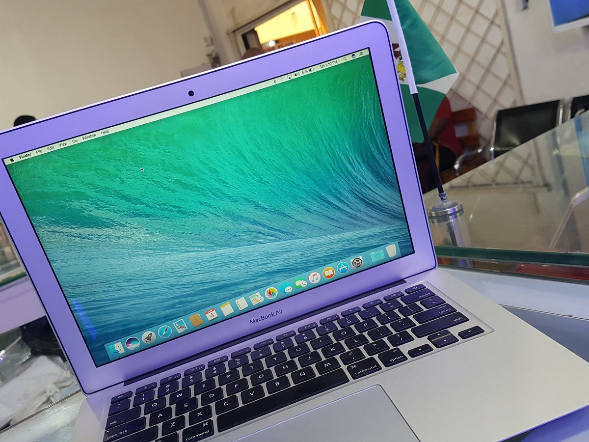 Abdose01's tweet photo. Macbook pro 2013 15inch,
500 HDD,4GB full option
Asking price 165k
Macbook Air 2017 13.3 inch,
250 SSD,4 GB RAM full option 
Asking price 350k
☎️07064228024..
Location:Kaduna nigeria
HmH plaza shop A9 ground floor 
#hustle https://t.co/Qqn8vrI39I