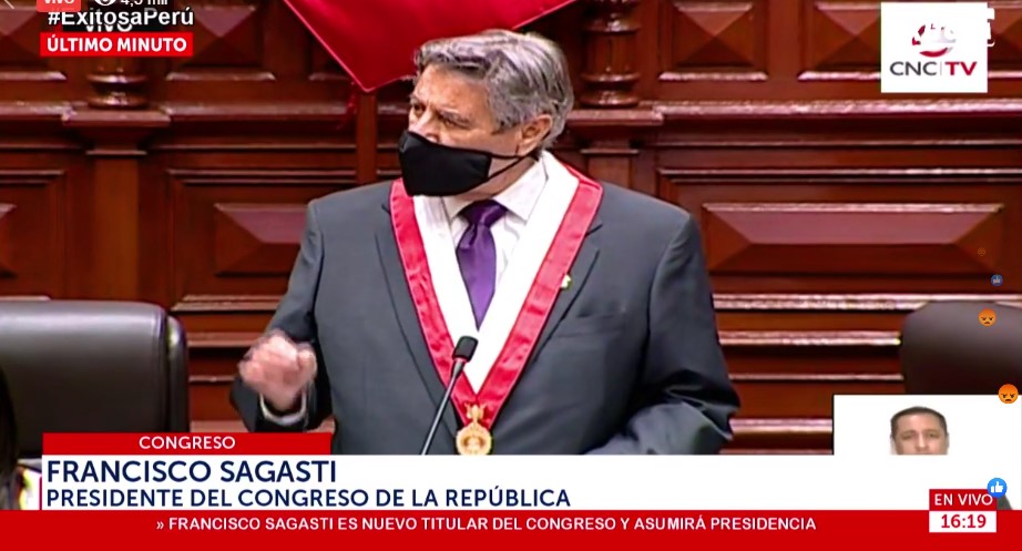 exitosape's tweet photo. 🔵🔴 #ENVIVO  | Francisco Sagasti, próximo presidente del Perú: “Desde el Congreso, podemos tomar las medidas para que esto no vuelva a suceder”

▶ En vivo: https://t.co/0omNtmFKQk https://t.co/YfLZZRmk2s