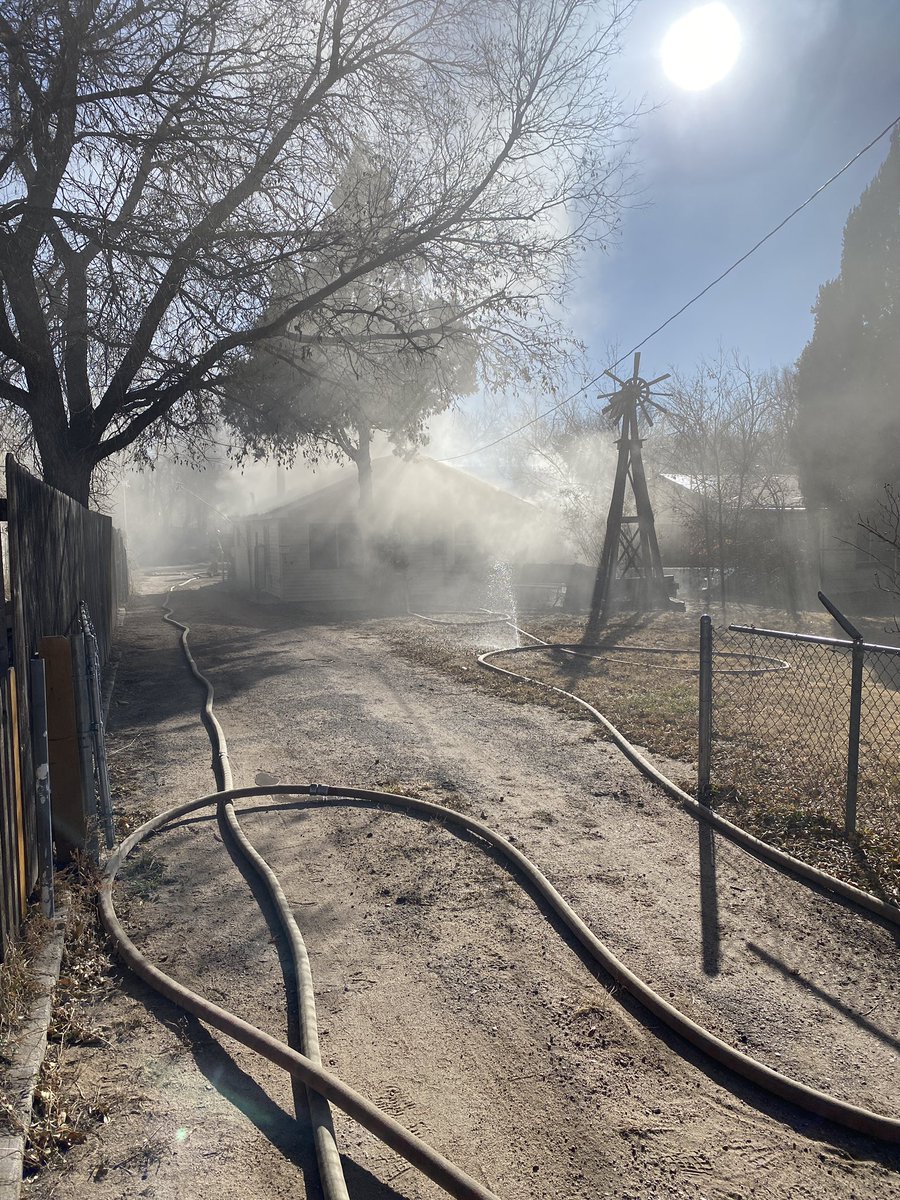 local5iaff's tweet photo. Crews are currently on scene of a #WorkingFire off of Dale St in Colorado Springs. Crews made a quick and coordinate fire attack and vent hole in the roof to assist in searching for potential occupants. #ColoradoSpringsFire #IAFFLocal5 #PopTheTop #NozzleForward https://t.co/1Jef5SHVuX