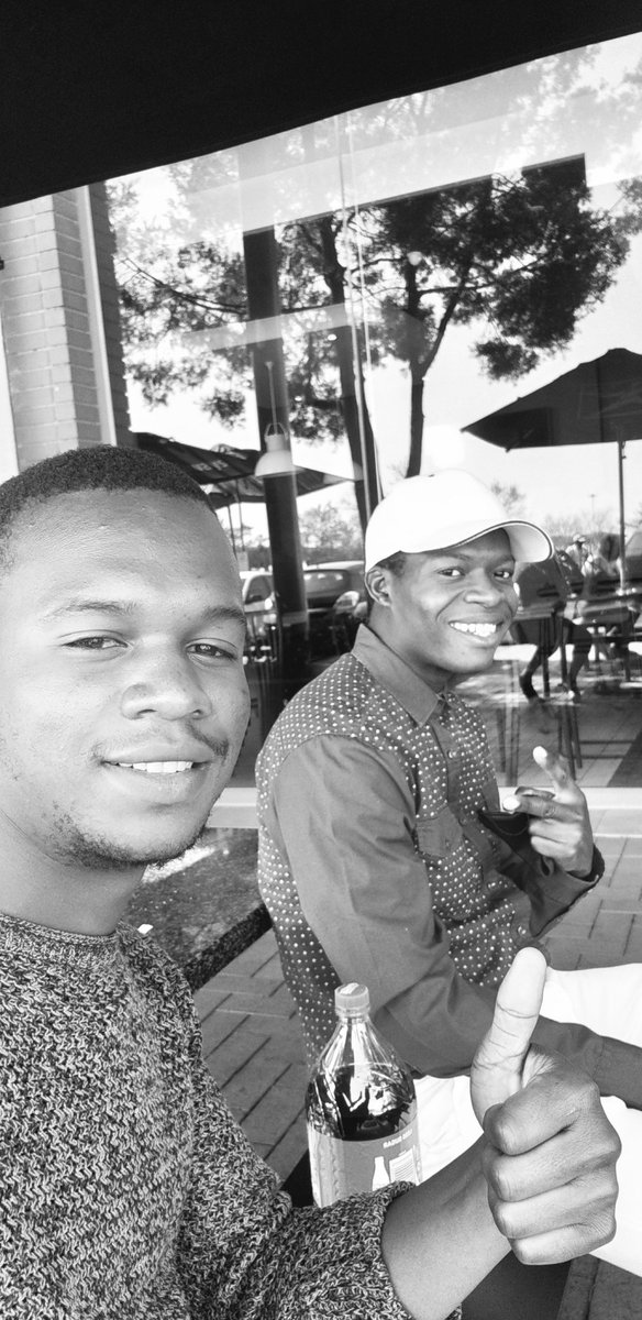Donluiz_Musicue's tweet photo. I pray for better days 🥺🥺🙏🙏We are hungry but kuzolunga #DeepHouseProducers
@Donluiz_Musicue X @LaFourSA https://t.co/p3SgpVQrsI