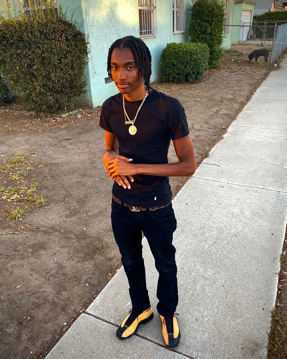 darealmani_'s tweet photo. Hope y’all day goin good #FlyCityEnt https://t.co/zEIAuAjMO2