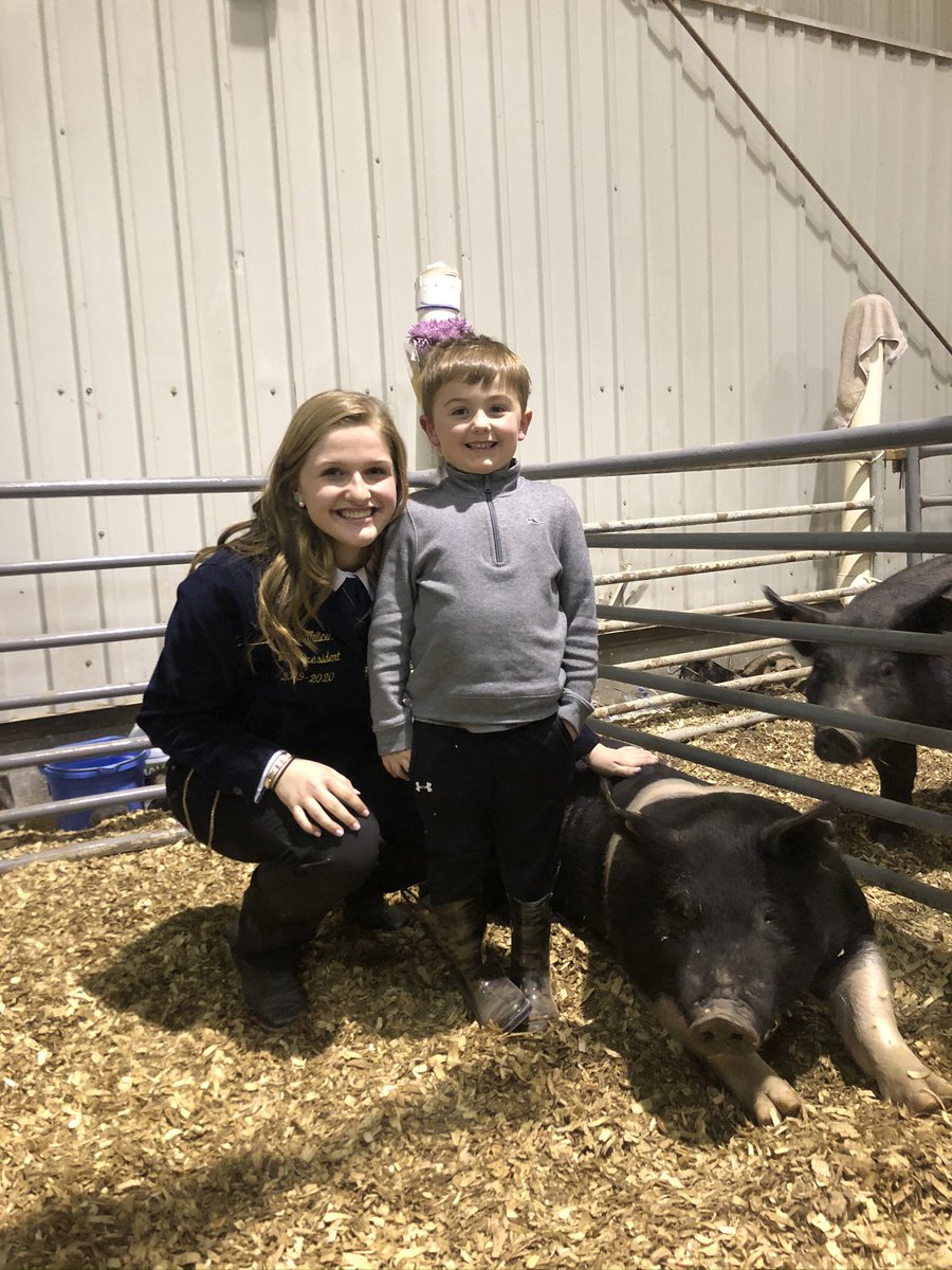 annievalicek's tweet photo. There are a plethora of words I could use to describe the benefits livestock shows have brought to my life. However, some the greatest blessings can be seen in the faces of those who will continue to make this industry great as they build the future of agriculture. #fairstrong https://t.co/9uRAlW0CKS